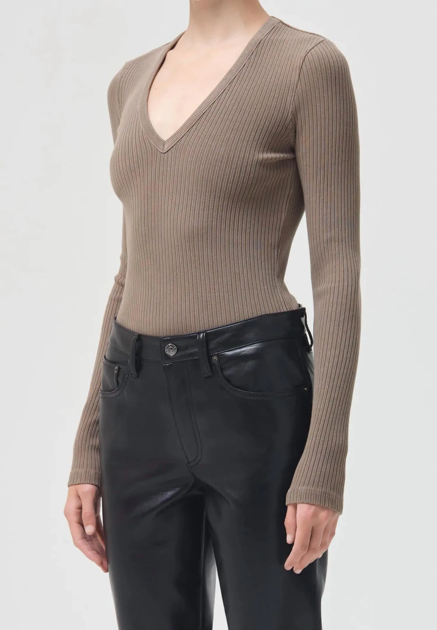 Agolde - Tavi Deep V Top